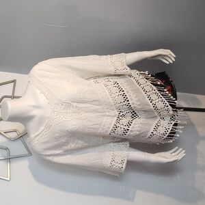 Elegant White Lace Women's Top